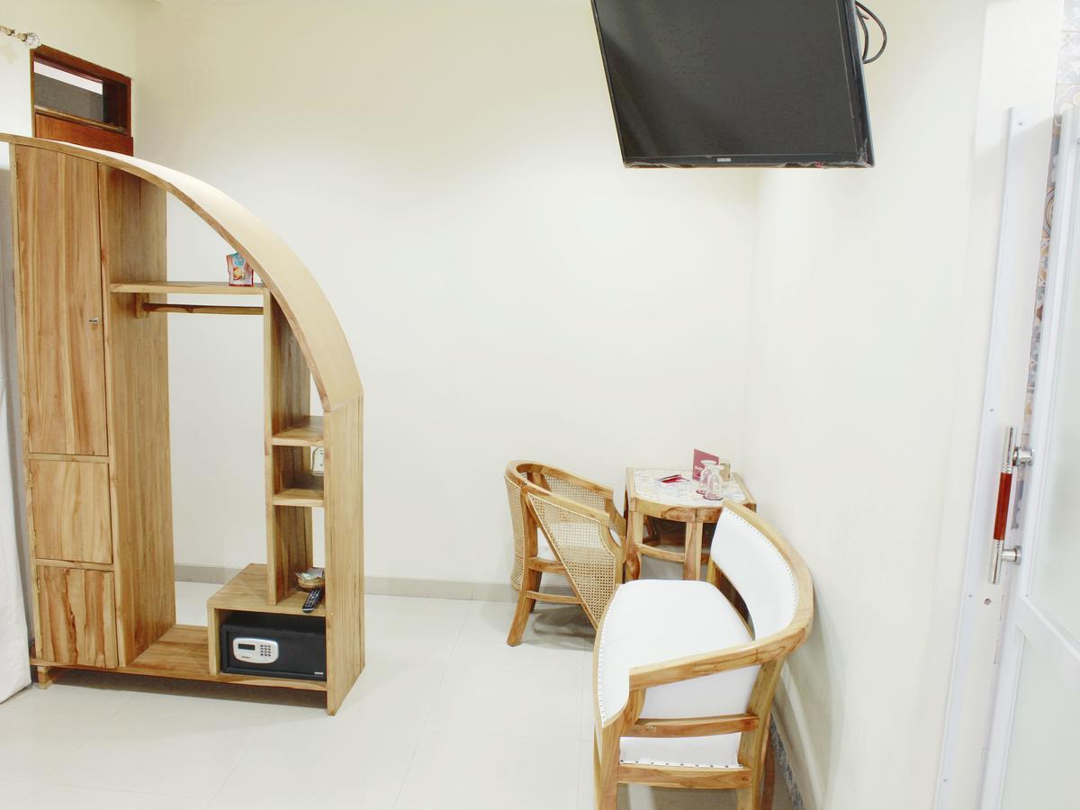 Zen Rooms Cassa Dua Pasteur Bandung Exterior foto
