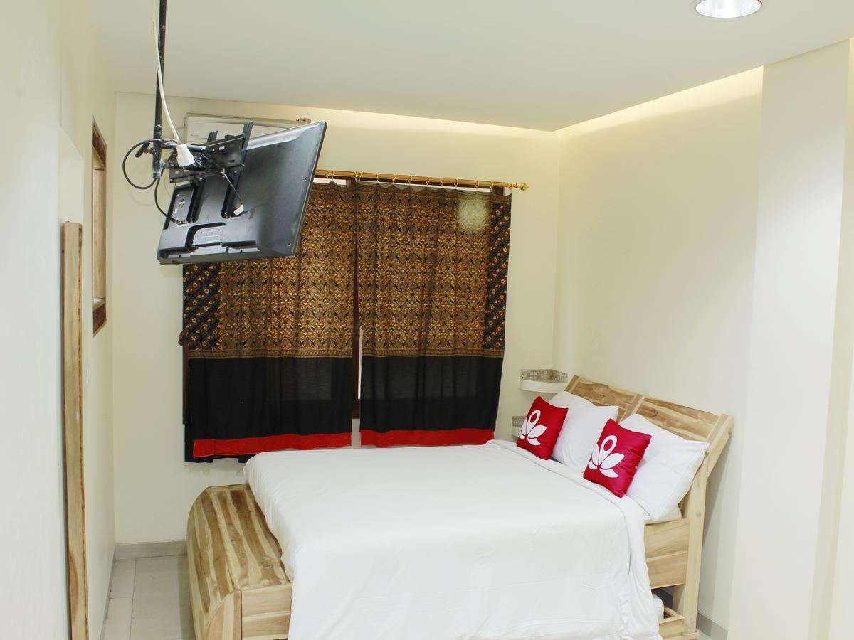 Zen Rooms Cassa Dua Pasteur Bandung Exterior foto