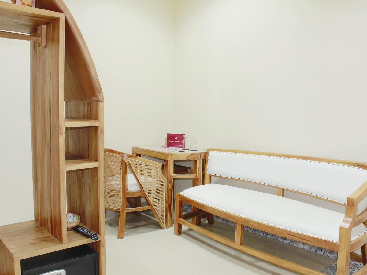 Zen Rooms Cassa Dua Pasteur Bandung Exterior foto