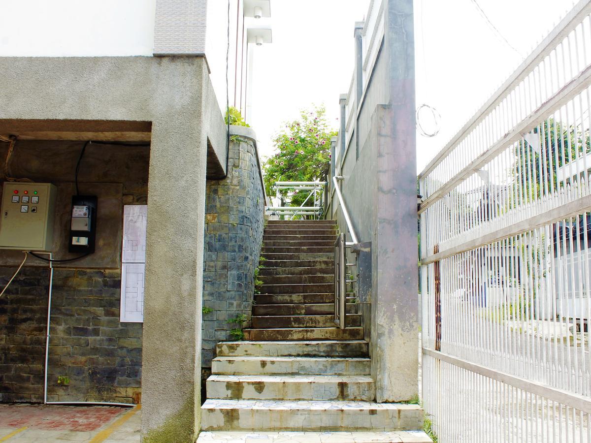 Zen Rooms Cassa Dua Pasteur Bandung Exterior foto